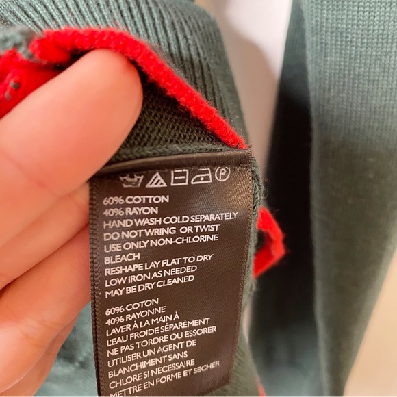 Urban Outfitters Christmas Green Red Holiday Preppy Button Down Sweater Cardigan - Picture 6 of 6